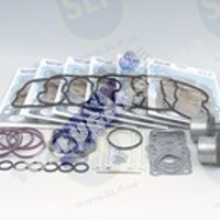 CYLINDER HEAD KIT